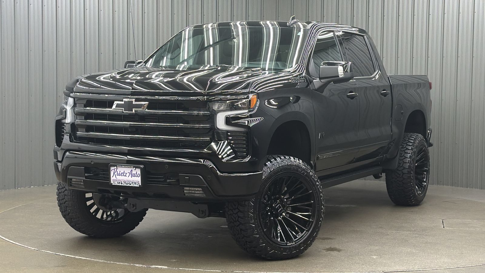 Lifted 2026 Chevrolet Silverado 1500 High Country Midnight Edition Short Bed w/ Tech & Sunroof