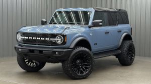 Lifted 2025 Ford Bronco Outer Banks w/ 314A Lux Pkg, Black Appearance Pkg & Hard Top
