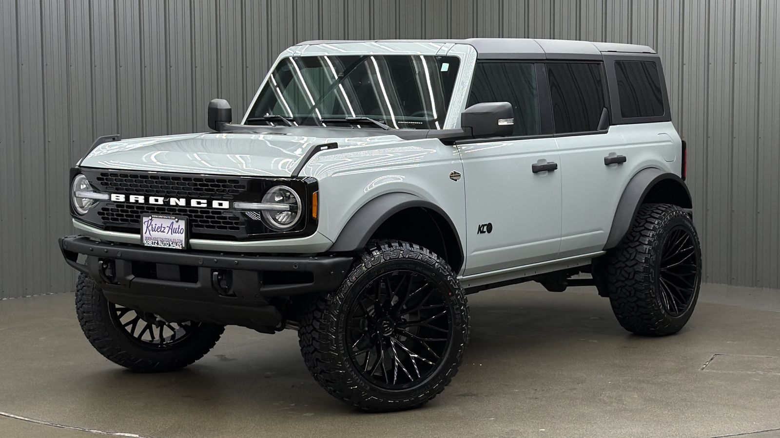 Lifted 2024 Ford Bronco Wildtrak w/ 354A & Hard Top