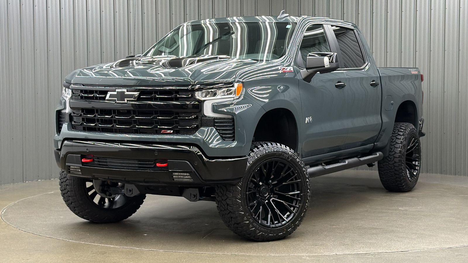 Lifted 2026 Chevrolet Silverado 1500 LT Trail Boss Premium Short Bed w/ Convenience 2 & Safety