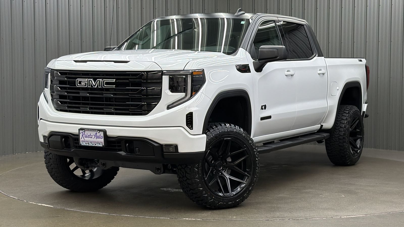 2026 GMC Sierra 1500 Elevation X31 Short Bed w/ Black Pkg