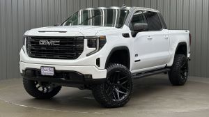 2026 GMC Sierra 1500 Elevation X31 Short Bed w/ Black Pkg