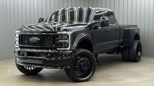 Lifted 2026 Ford F-450SD Platinum Long Bed w/ COLORMATCH, 773A & Moonroof