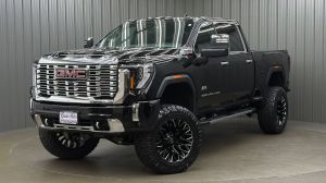 Lifted 2026 GMC Sierra 3500HD Denali Reserve Short Bed w/ Tech & Sunroof