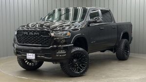 Lifted 2025 Ram 1500 Big Horn/Lone Star Night Edition Short Bed w/ Level 2