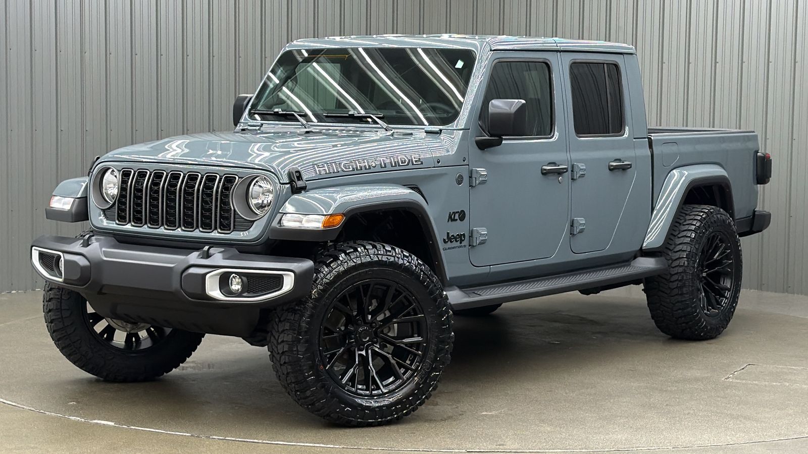 Lifted 2025 Jeep Gladiator High Tide w/ Convenience Group, Active Safety & Hard Top