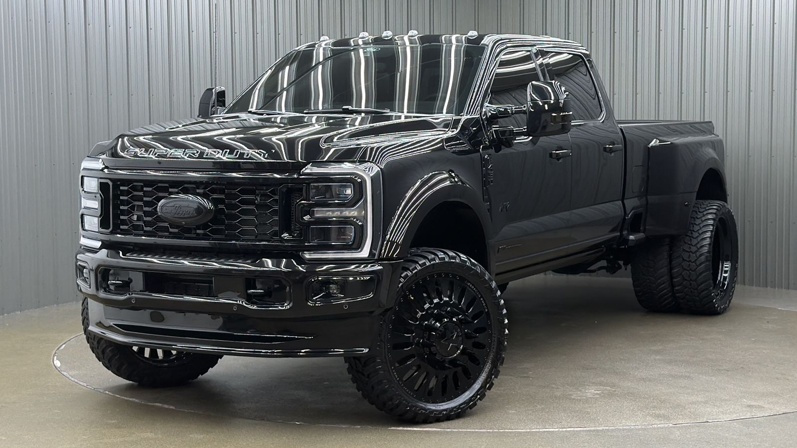 Lifted 2026 Ford F-450SD Platinum Plus Long Bed w/ COLORMATCH, 773A & Moonroof