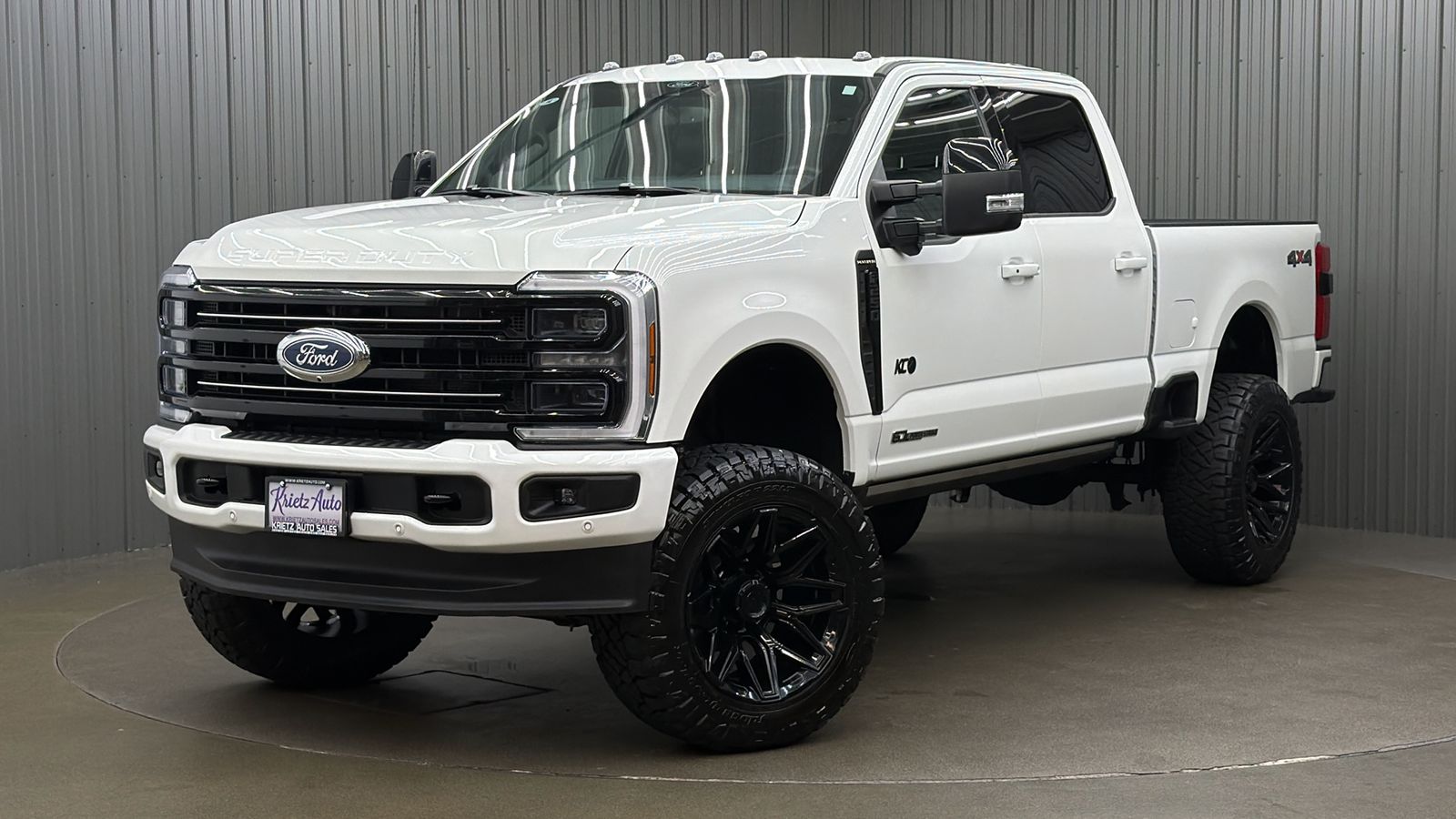 Lifted 2026 Ford F-250SD Platinum Short Bed w/ 703A & Moonroof