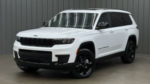 2024 Jeep Grand Cherokee L Altitude X w/ Sunroof