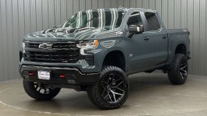 Lifted 2026 Chevrolet Silverado 1500 LT Trail Boss Premium Short Bed w/ Sunroof