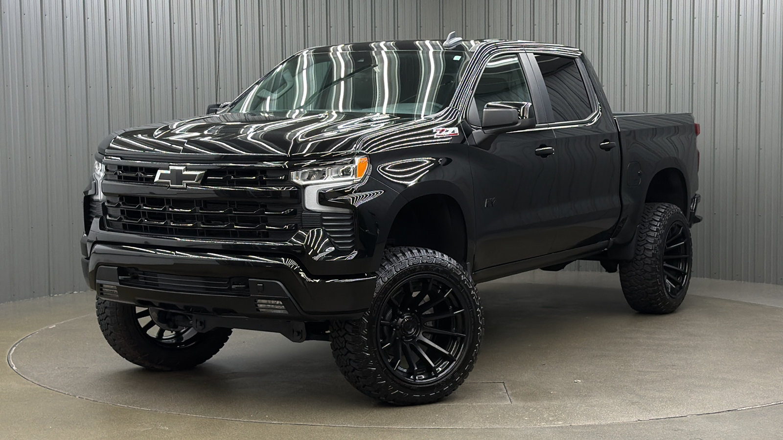 Lifted 2025 Chevrolet Silverado 1500 RST Z71 Short Bed w/ Convenience 2