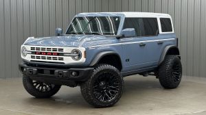 Lifted 2023 Ford Bronco Heritage Edition w/ 662A, LED & Hard Top
