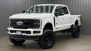 Lifted 2026 Ford F-350SD Platinum FX4 Short Bed w/ 713A & Moonroof