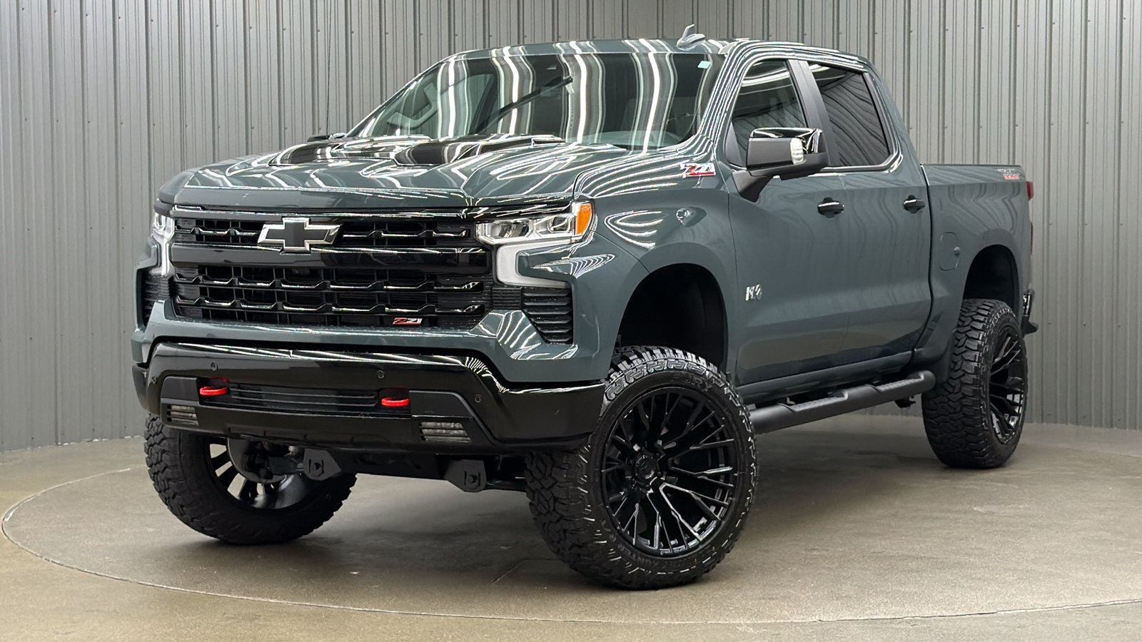 Lifted 2026 Chevrolet Silverado 1500 LT Trail Boss Premium Short Bed w/ Convenience 2 & Safety