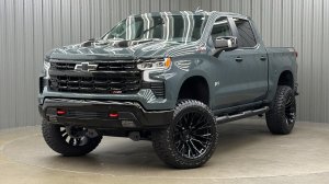 Lifted 2026 Chevrolet Silverado 1500 LT Trail Boss Premium Short Bed w/ Convenience 2 & Safety