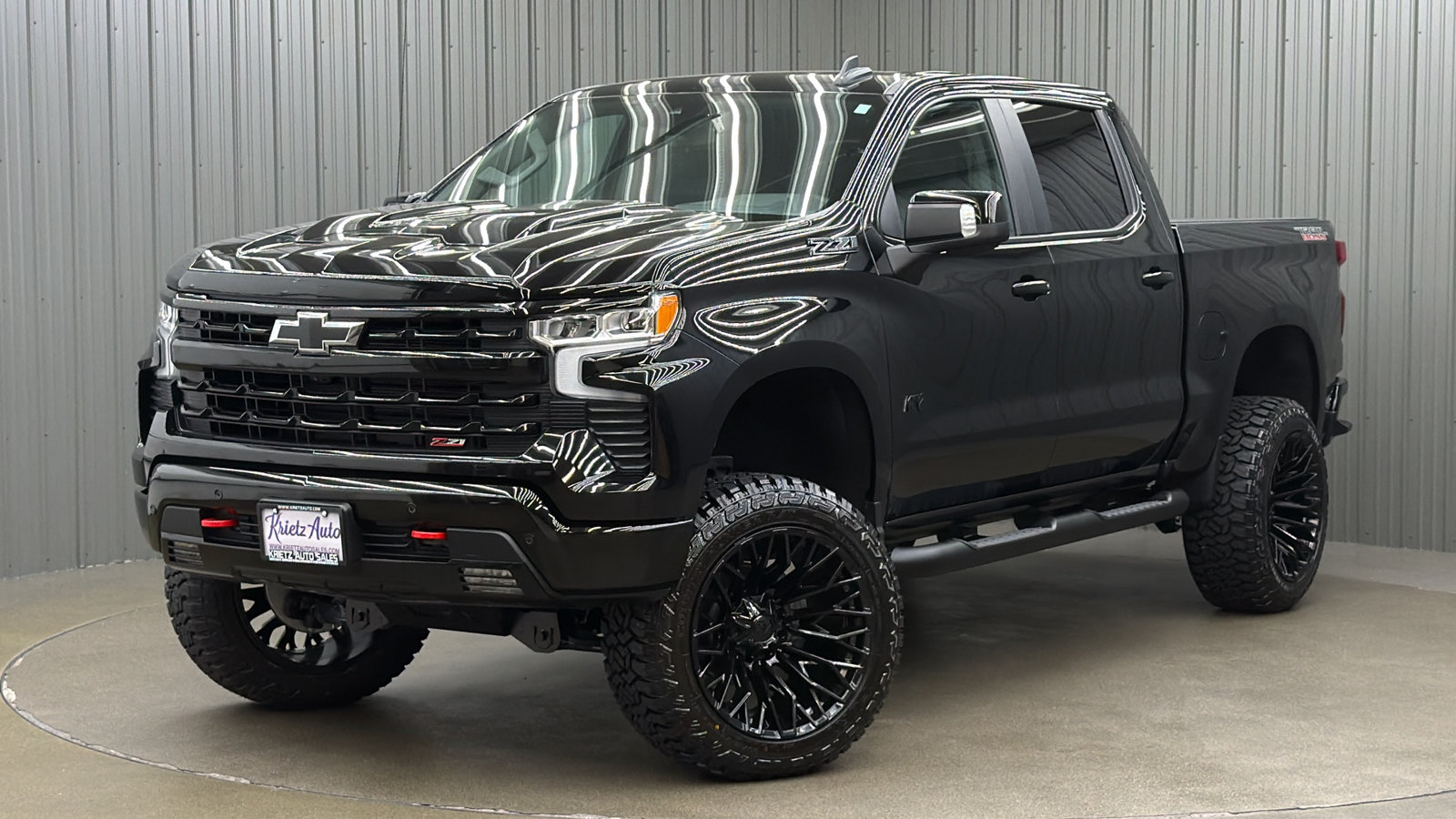 Lifted 2026 Chevrolet Silverado 1500 LT Trail Boss Premium Short Bed w/ Dark Essentials