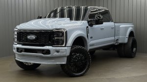 Lifted 2026 Ford F-450SD Platinum Long Bed FX4 w/ COLROAMTCH, 773A & Moonroof
