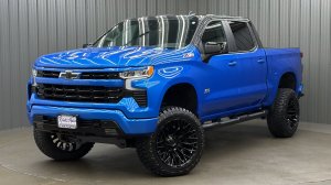 Lifted 2026 Chevrolet Silverado 1500 RST Short Bed Z71 w/ Convenience 2