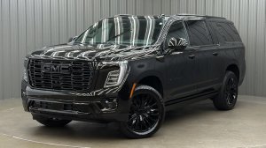 2026 GMC Yukon XL Denali w/ COLORMATCH, Power Steps & Sunroof