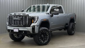 Lifted 2026 GMC Sierra 2500HD Denali Ultimate Short Bed w/ Sunroof