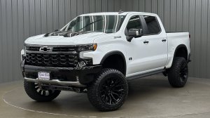 Lifted 2026 Chevrolet Silverado 1500 ZR2 Short Bed w/ Dark Appearance & Sunroof