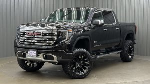 Lifted 2026 GMC Sierra 1500 Denali Short Bed