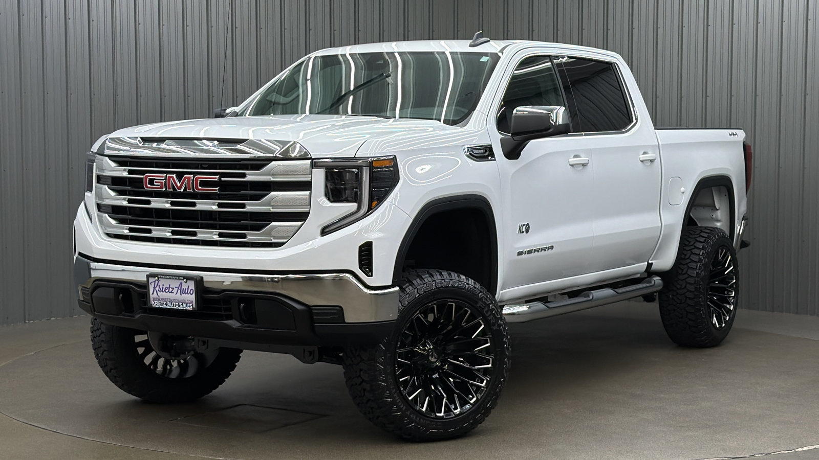 Lifted 2026 GMC Sierra 1500 SLE Short Bed
