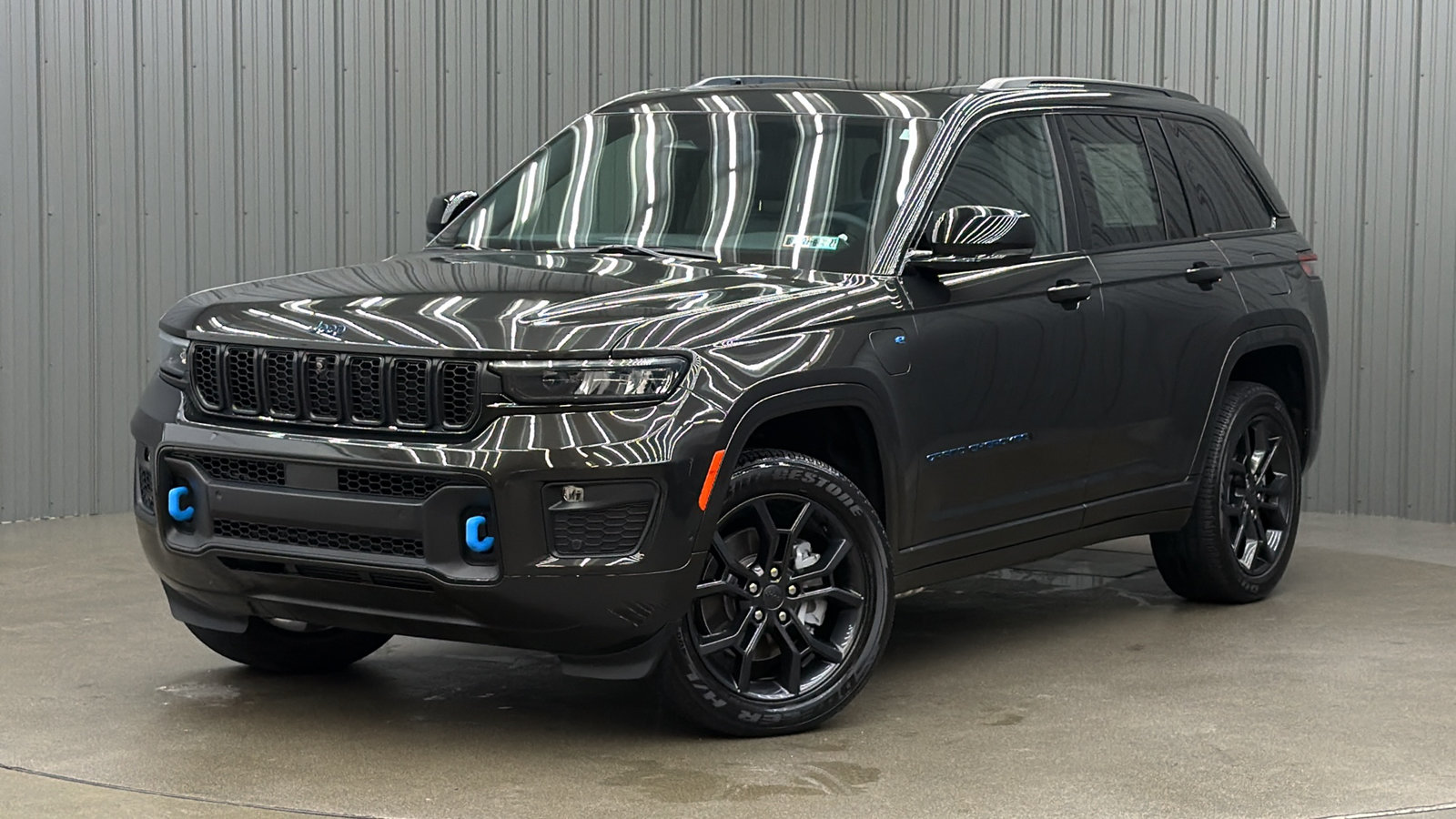 2024 Jeep Grand Cherokee Anniversary Edition 4xe w/ Sunroof