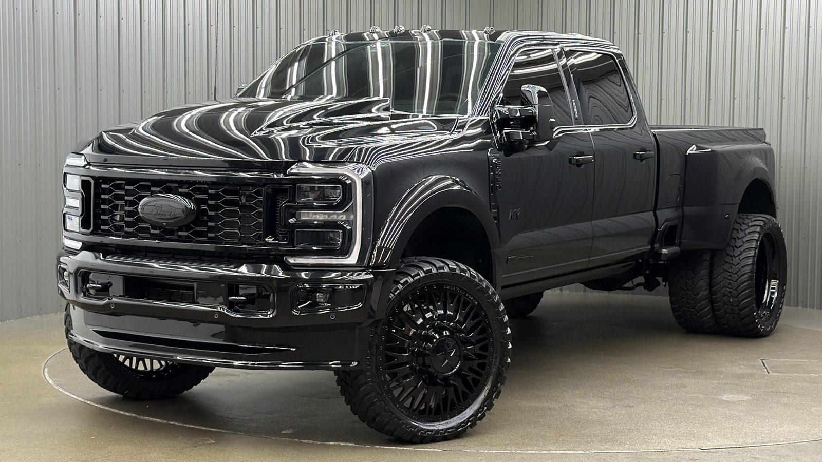 Lifted 2026 Ford F-450SD Platinum PLUS FX4 Long Bed w/ COLORMATCH, 773A & Moonroof