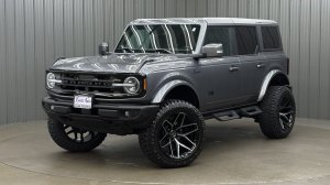 Lifted 2023 Ford Bronco Outer Banks w/ 313A High Pkg & Hard Top