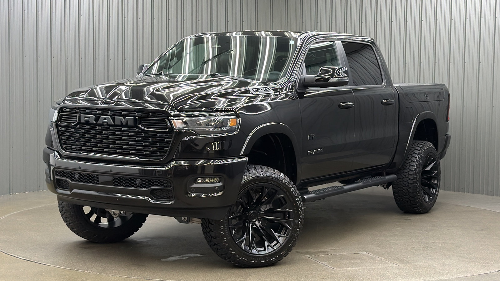 Lifted 2026 Ram 1500 Big Horn/Lone Star Night Edition Short Bed w/ Level 2