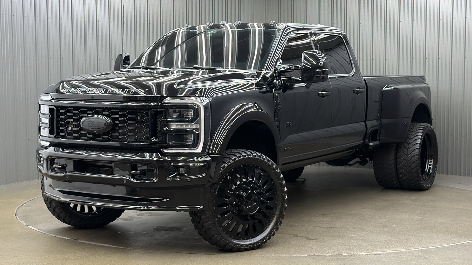 2026 Ford F-450 Super Duty Platinum